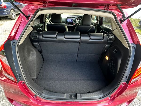 HONDA FIT 2018 40K KM WITH CRUISE CONTROL 384294858