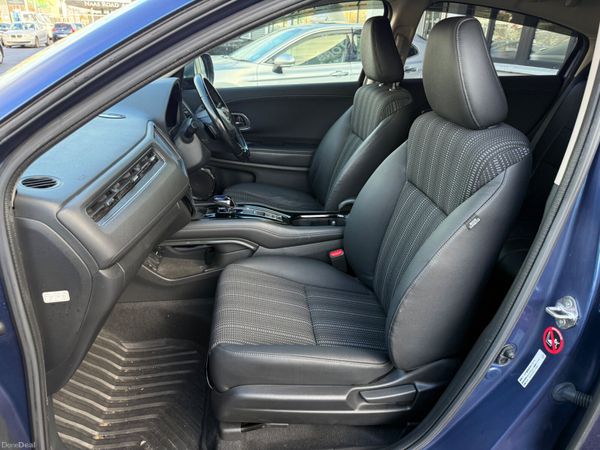 2015 Honda Vezel 1.5 Hybrid Automatic 384228014
