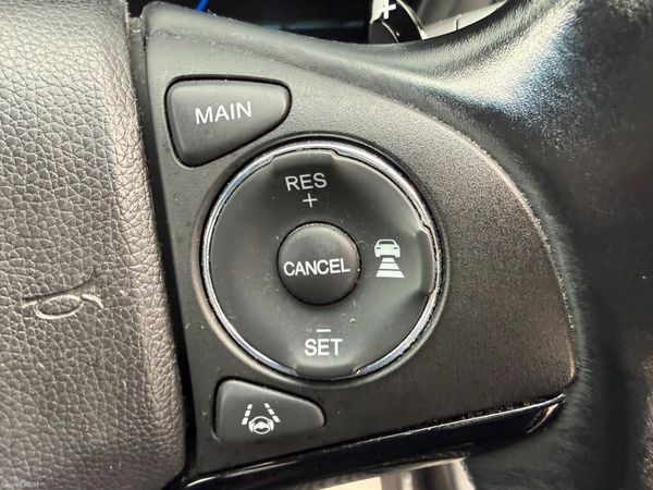2017 Honda Vezel 1.5 Hybrid Automatic 384228364