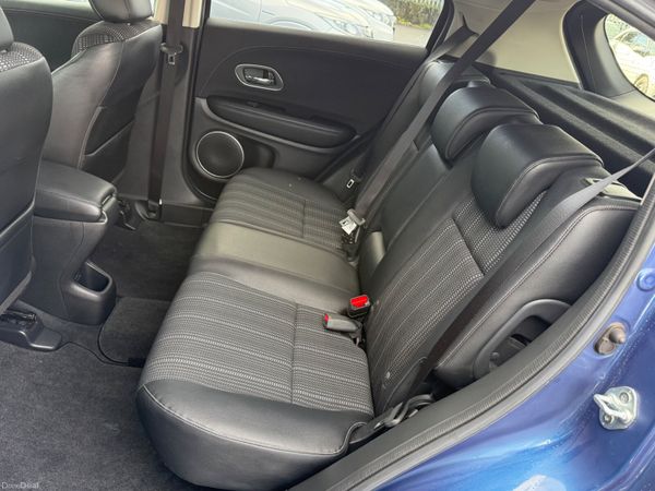 2017 Honda(HRV) Vezel 1.5 Hybrid Automatic 384228414