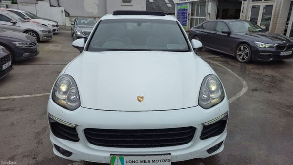 Porsche Cayenne hybrid S 416 BHP AA APPROVED 384229178