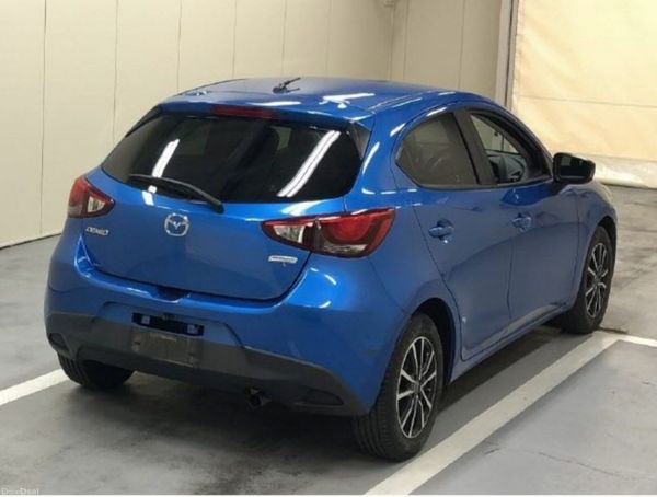 142 Mazda Demio - New Model 384340948