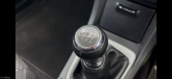 Toyota Corolla 2014 1.4 D4D 384364316