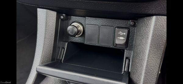 Toyota Corolla 2014 1.4 D4D 384364318