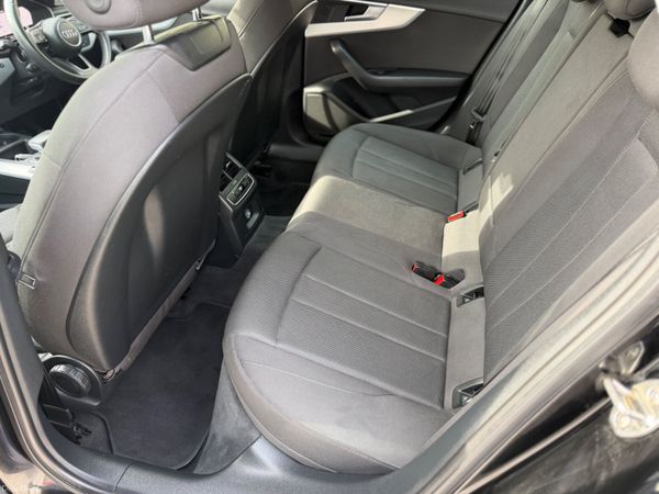 Audi A4 2020 Automatic 384394496