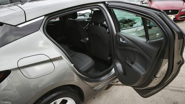 2019 Opel Astra 1 Year Warranty Low Miles 58k Km 384302576