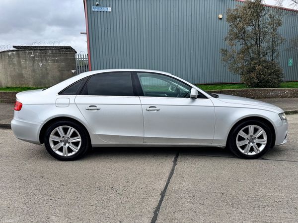 Audi A4 2009 384305046