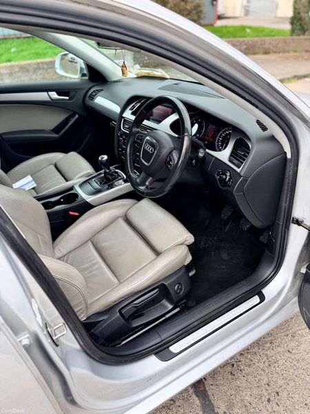 Audi A4 2009 384305066