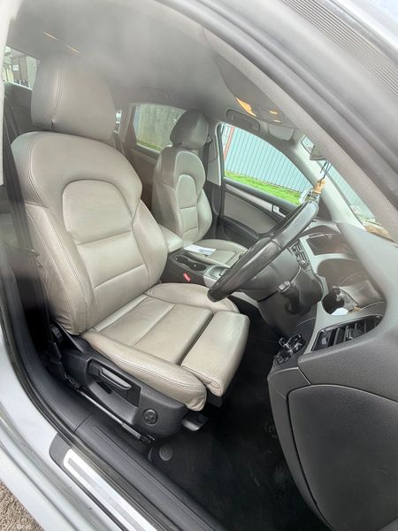 Audi A4 2009 384305082