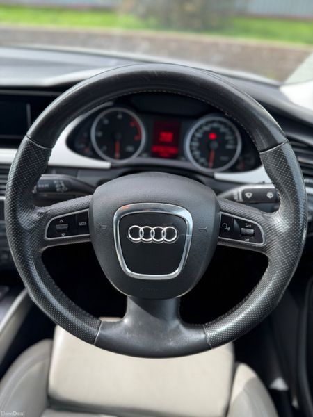 Audi A4 2009 384305098