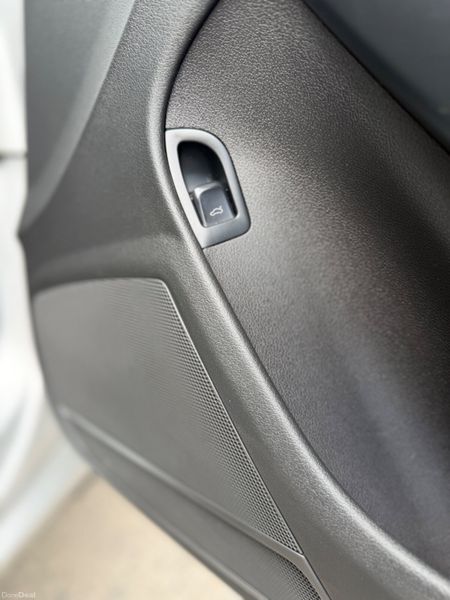 Audi A4 2009 384305122