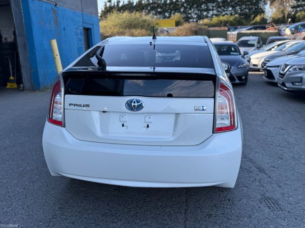 2015 Toyota Prius Hybrid Automatic 384328384