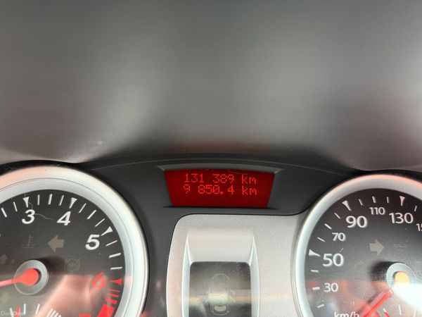 Renault Clio 1.2 nct 08/27 384328500