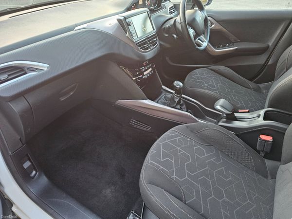 Peugeot 2008 2015 1.2l 384329676