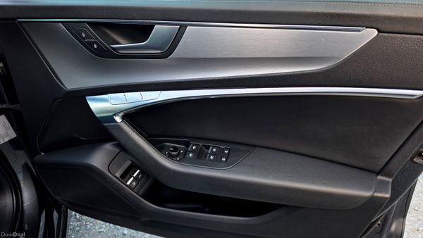 🔥 2023 Audi A6 50 TFSI e S Line Quattro PHEV 384332554