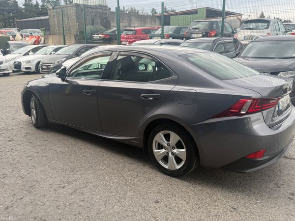 2013 Lexus IS 300H Hybrid Automatic 384440452