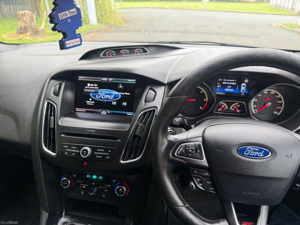 Ford Focus ST 2016 2.0 TDCi 185 PS 384446378