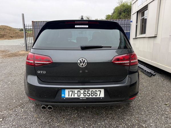 VW Golf GTD 384447594