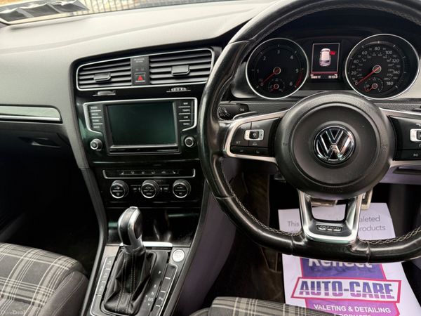 VW Golf GTD 384447610