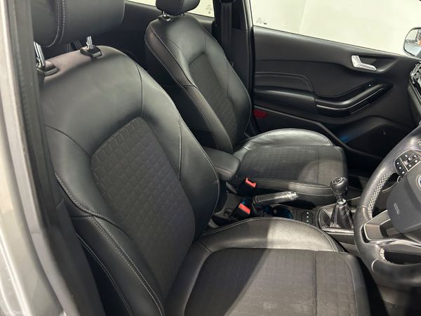 Ford Fiesta 2019 384453692