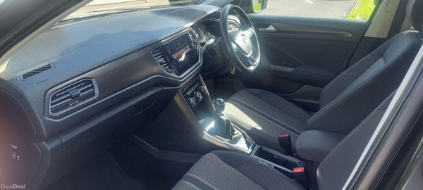 Volkswagen T-Roc 2019 1.0Petrol 384456146