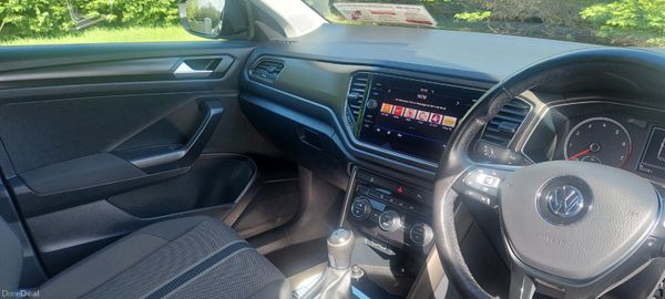 Volkswagen T-Roc 2019 1.0Petrol 384456138