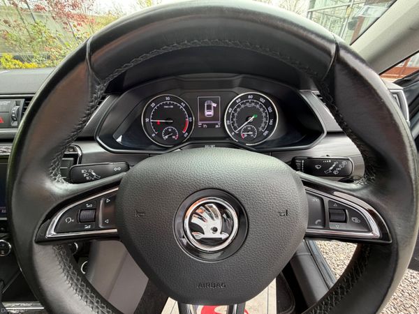 Skoda Superb Auto Hi Spec 384460318