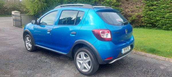 Dacia Sandero Stepway 2015 384461466