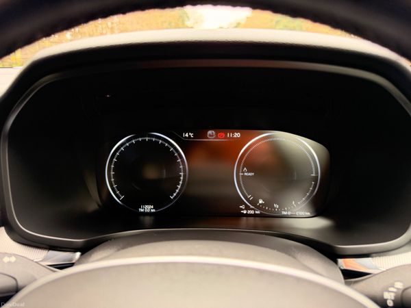 Volvo V60 2021 AWD R Design 384461690