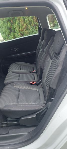 Renault Grand Scenic 2020 384462304