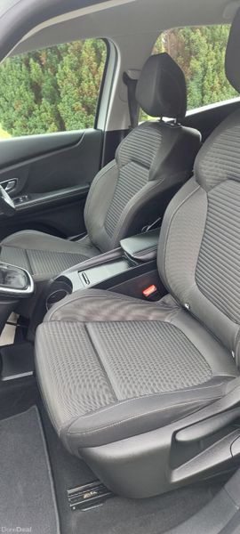 Renault Grand Scenic 2020 384462306