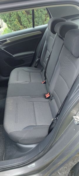 Volkswagen Golf 2016 384465946