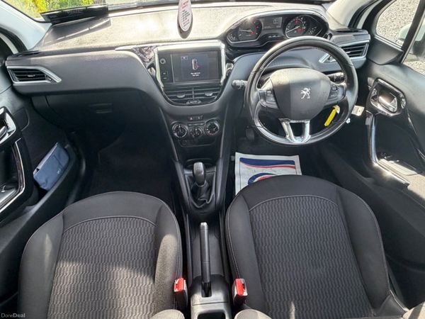 Peugeot 208 1 owner 384480974
