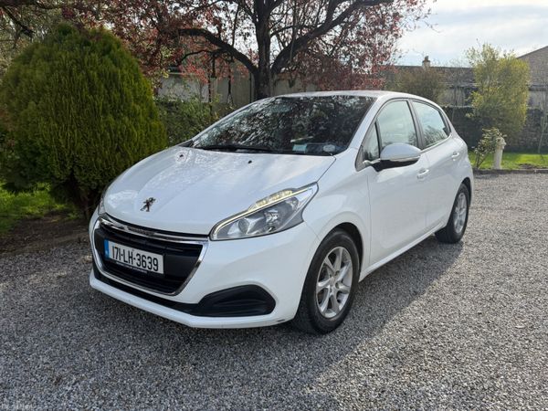 Peugeot 208 1 owner 384481036