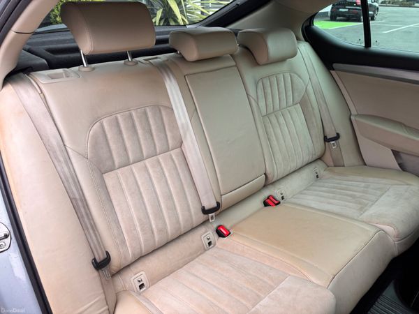 2016 Skoda Superb *SUNROOF*LEATHER INTERIOR * 384426622