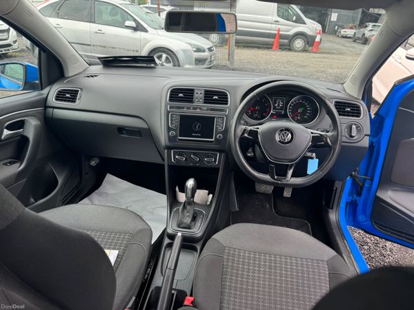 Volkswagen Polo Automatic 384428520