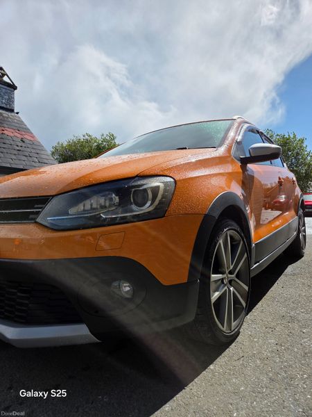 Vw polo CROSS / 1.2 automatic 384569240