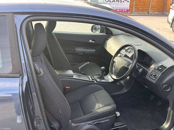 Volvo C30 2011 only 149,000km 384507448