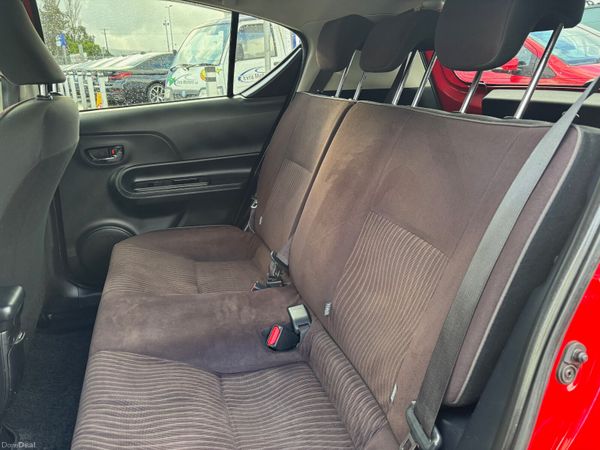 2015 Toyota Aqua 1.5 Hybrid Auto Nct 12/26 384509784