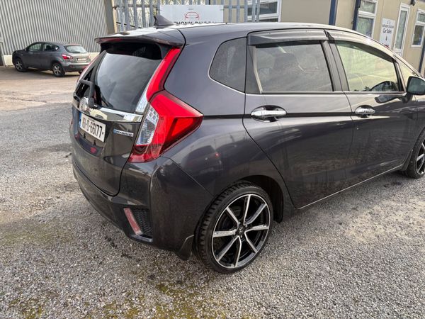 Honda Fit 1.5 hybrid 384510444