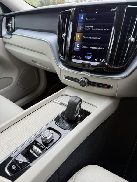 Stunning 211 Volvo XC60! 384512896