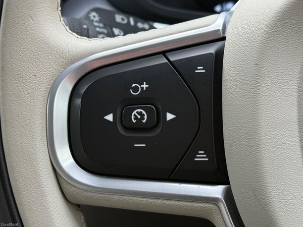 Stunning 211 Volvo XC60! 384512908