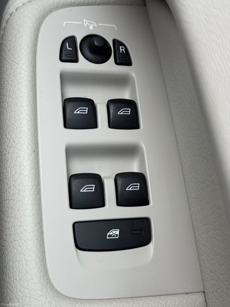 Stunning 211 Volvo XC60! 384512912