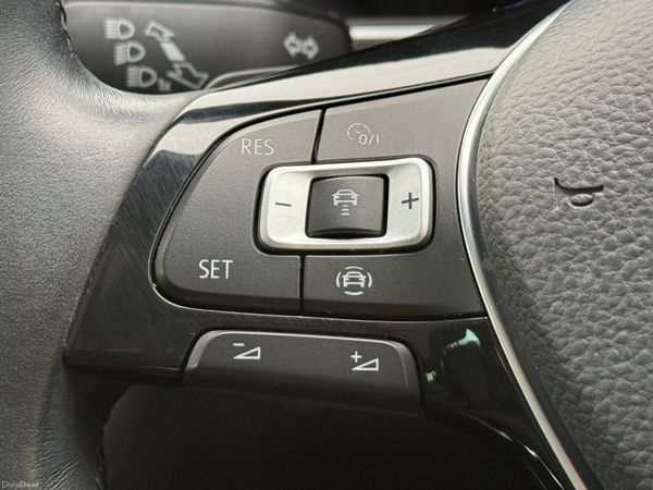 *40,000 kms* Immaculate 191 VW Tiguan R-Line Auto! 384513032