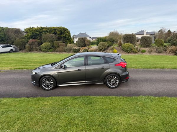 Ford Focus St - line 120 bhp 384517828