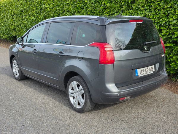 Peugeot 5008 2014 384521836