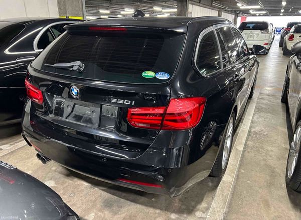 2018(182) 320i Msport Estate - Automatic 384525064