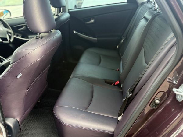 2014 Toyota Prius Hybrid Automatic 384525266