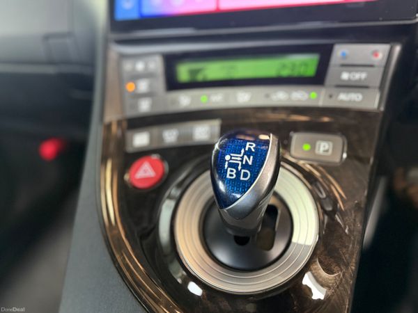 2014 Toyota Prius Hybrid Automatic 384525270