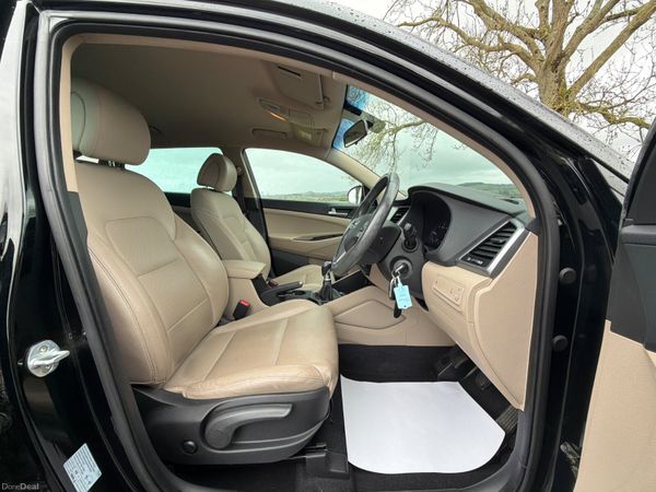 Hyundai Tucson 2017 Executive only 77000 KM 384534192